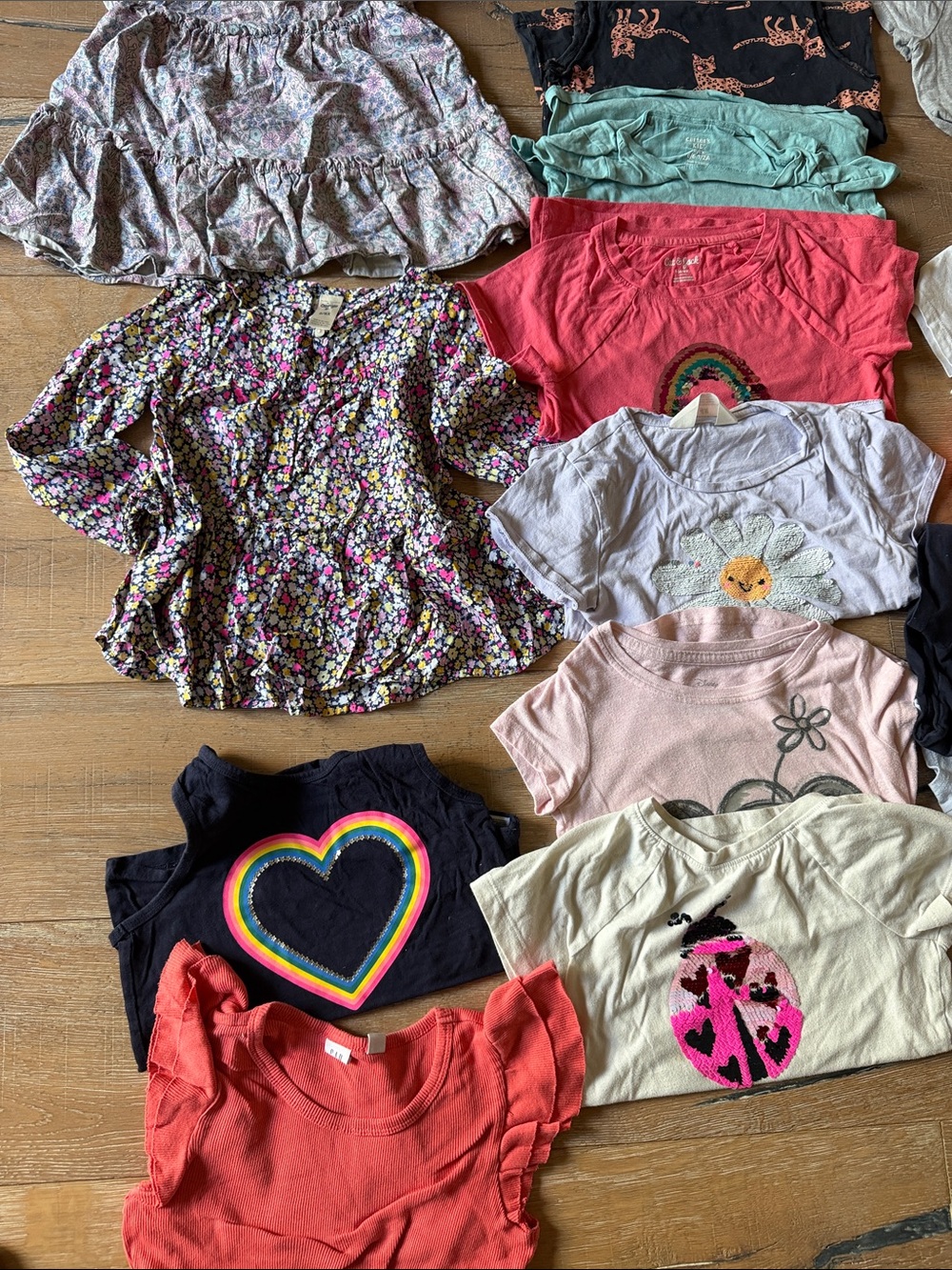 GAP Girls Mixed Color Graphic & Pattern Tee Lot - Multi - Picture 2 of 5